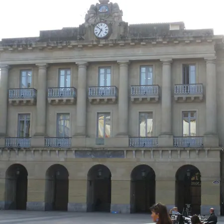 Apartment Juan Xxiii Plaza
